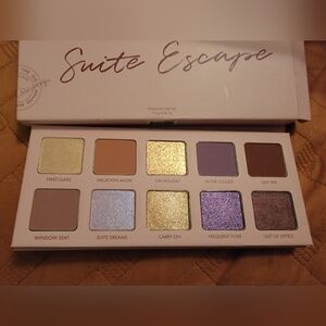 WANDER Suite Escape Palette NEW